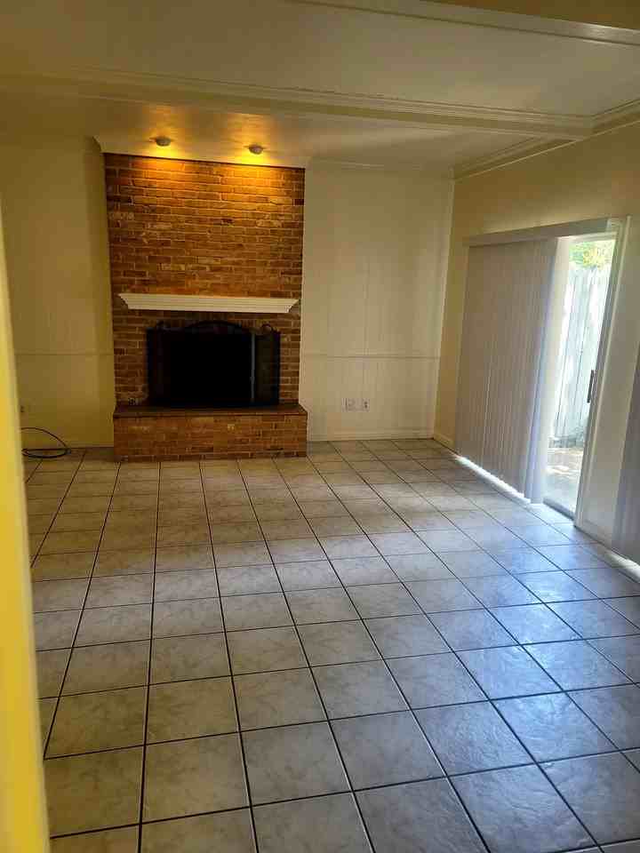 2820 4th St - Photo 7 of 16