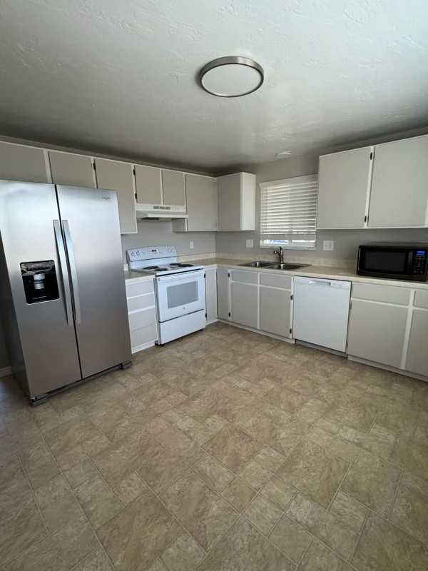 833 Ws - Photo 3 of 16