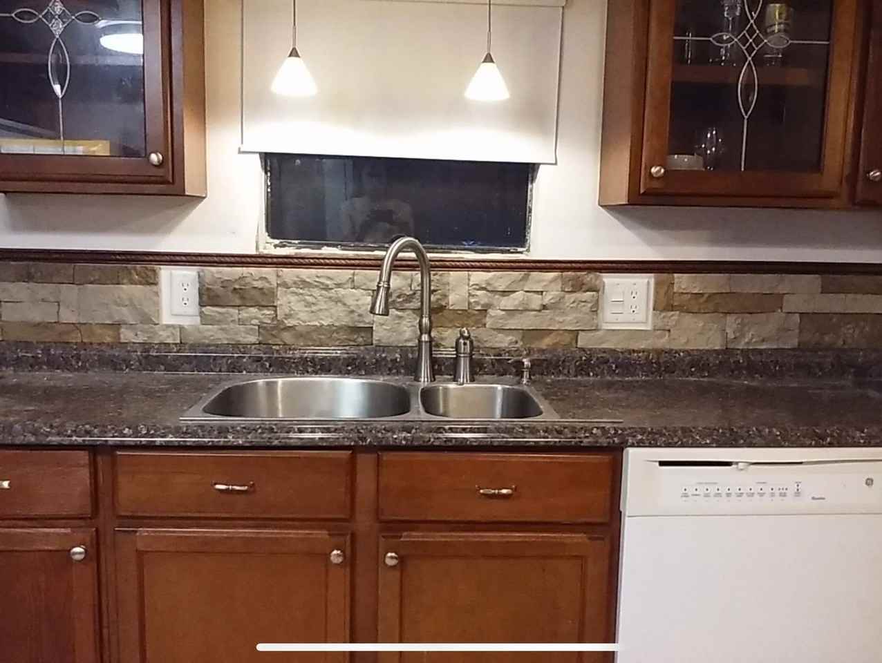 210 Cady Dr - Photo 2 of 5