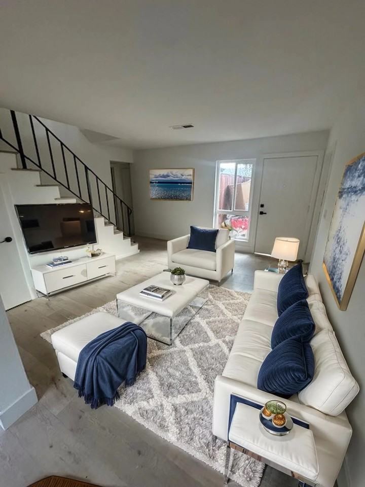 10573 Torrington Cir #2