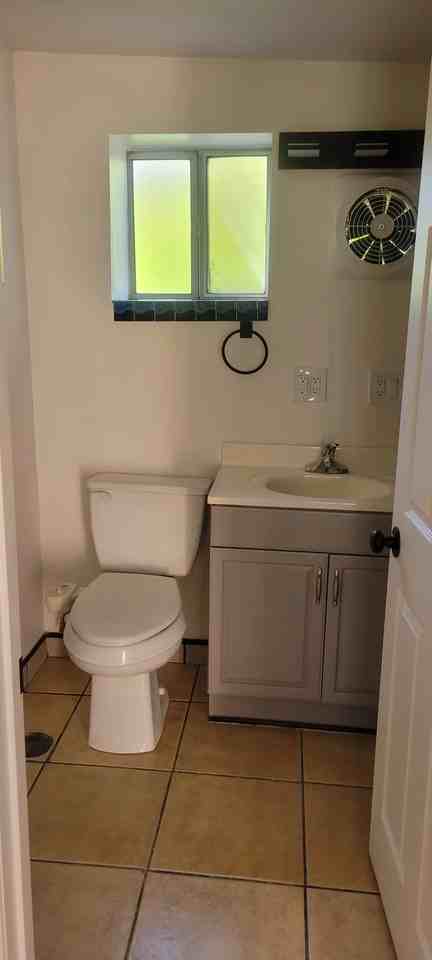 1430 Peach Ave #1-2 - Photo 7 of 13