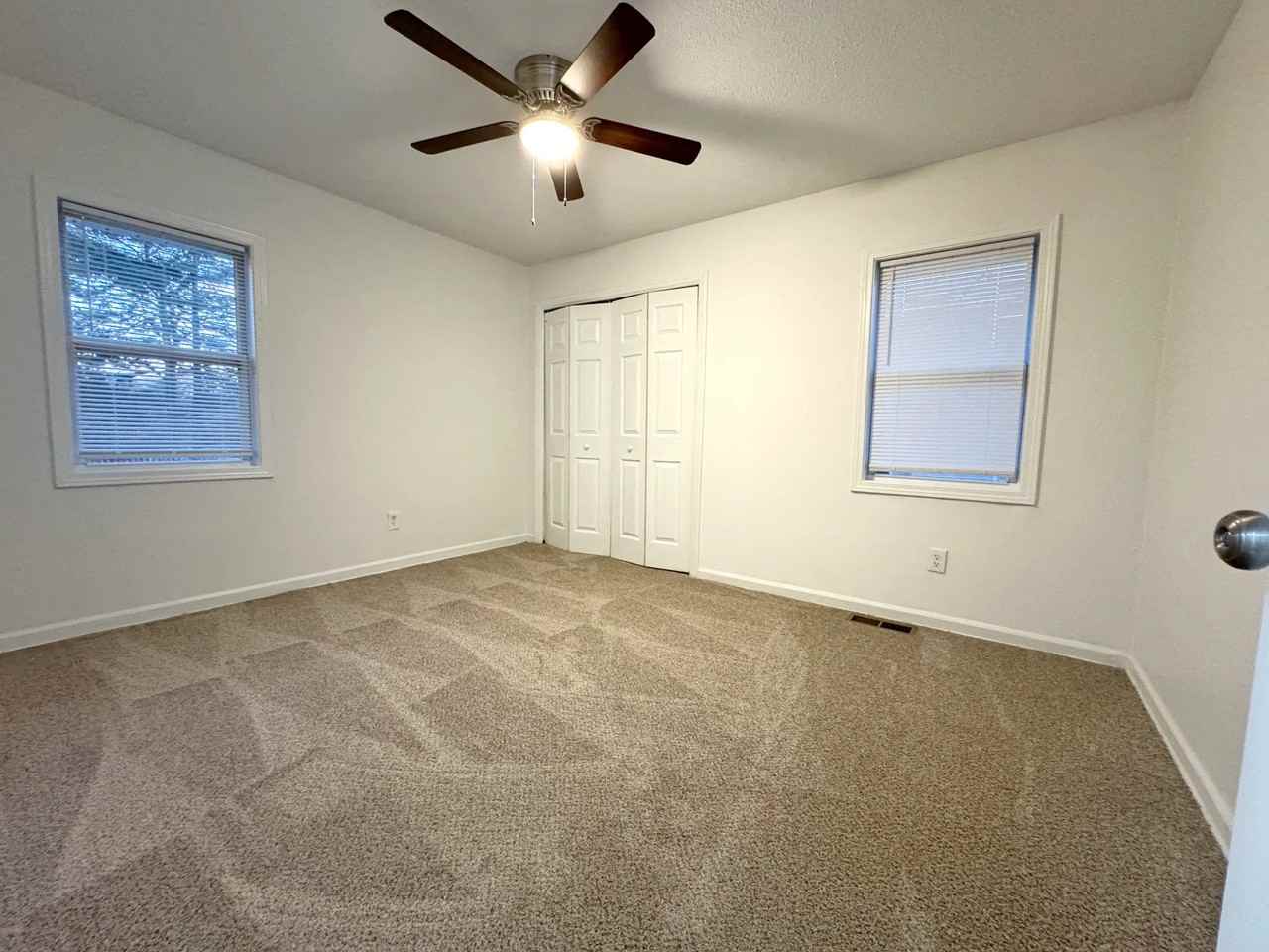 306 Jones Ave - Photo 6 of 8