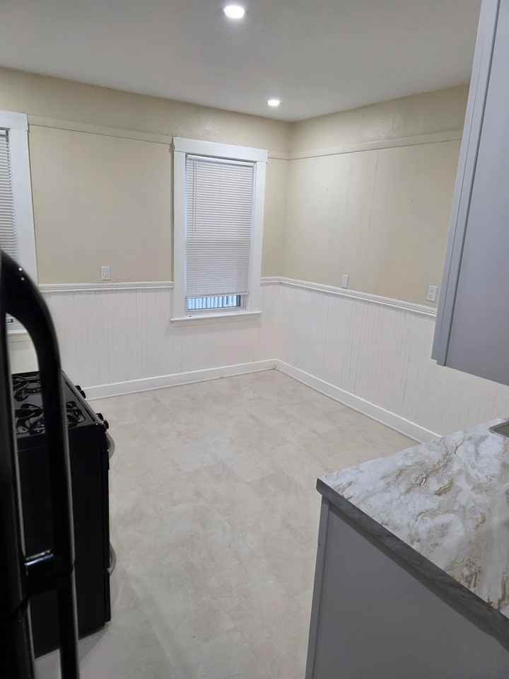 64 Topliff St #3 - Photo 3 of 14