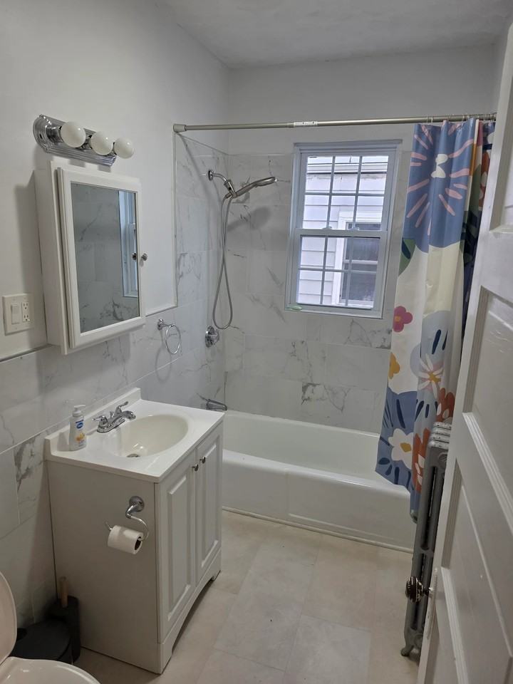 64 Topliff St #3 - Photo 7 of 14