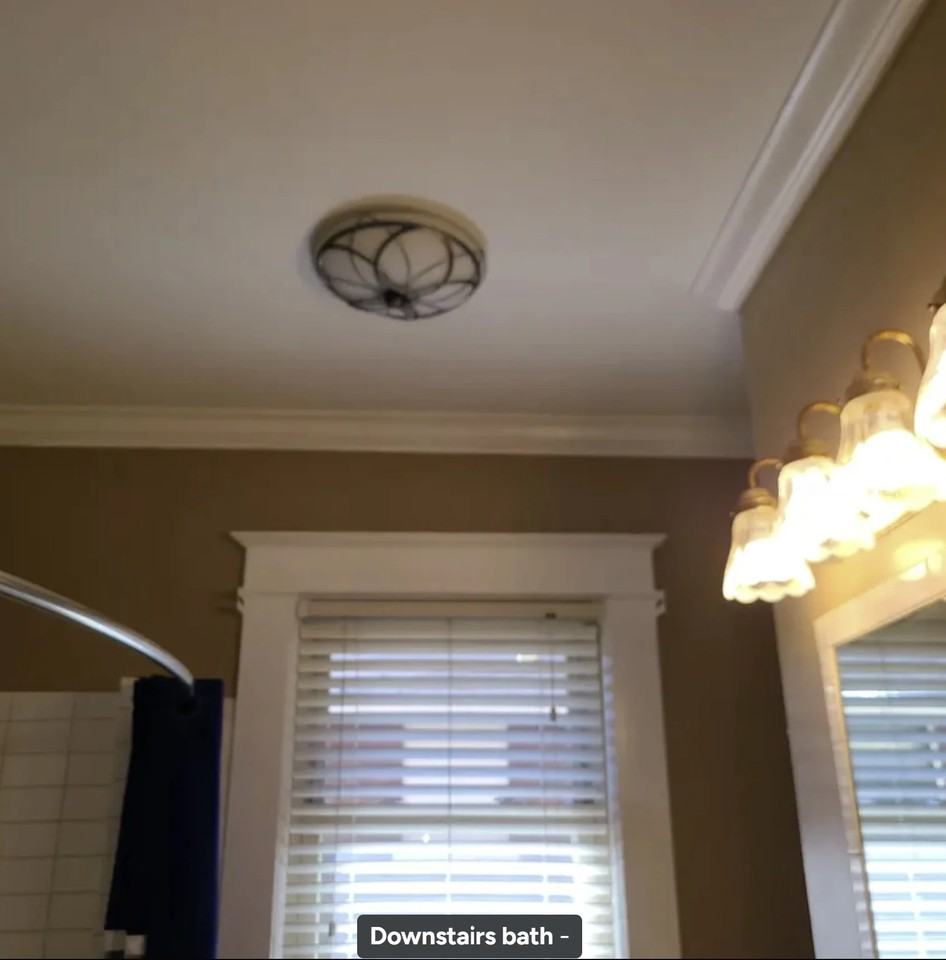 2375 Parkway Pl - Photo 4 of 12