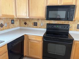 11B Leclair St #B - Photo 1 of 1