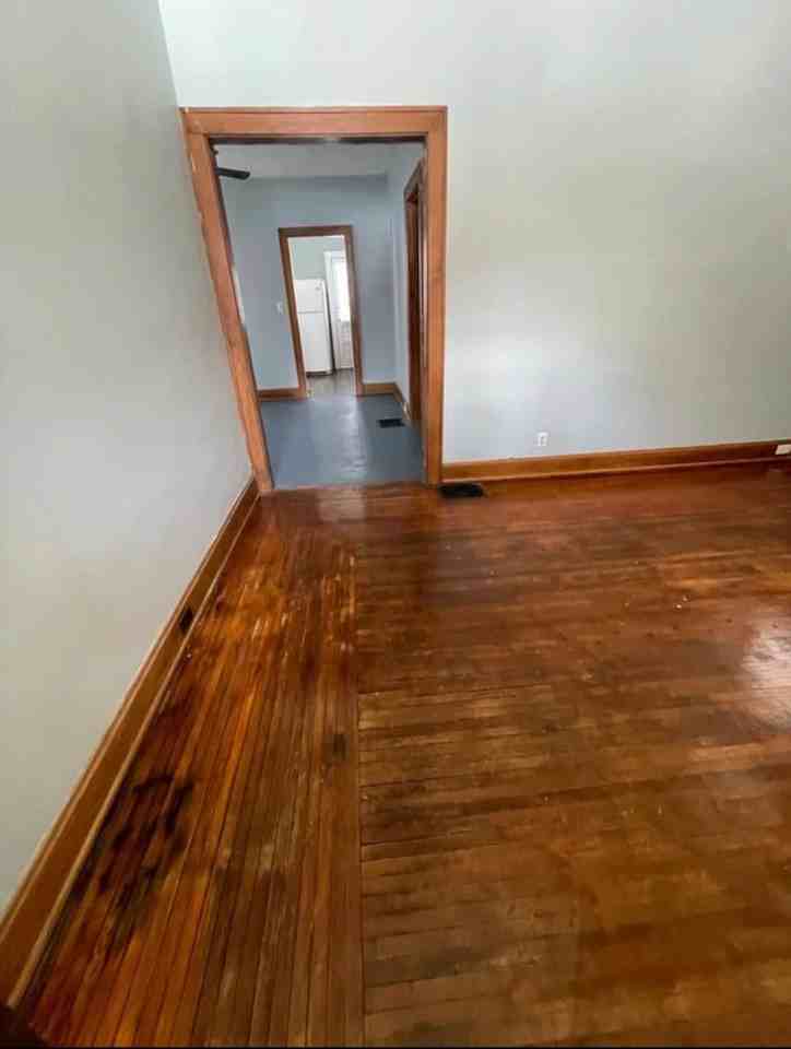 4370 Saint Lawrence Ave #1 - Photo 7 of 16