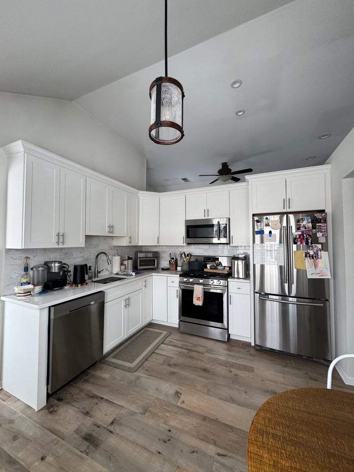 80 Williamson Ct - Photo 3 of 17