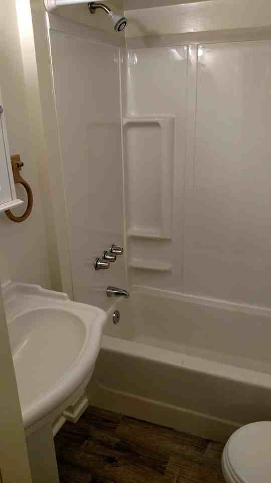 121 College St - Photo 7 of 13