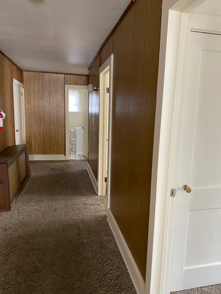 63 E Railroad Ave #2 - Photo 2 of 5