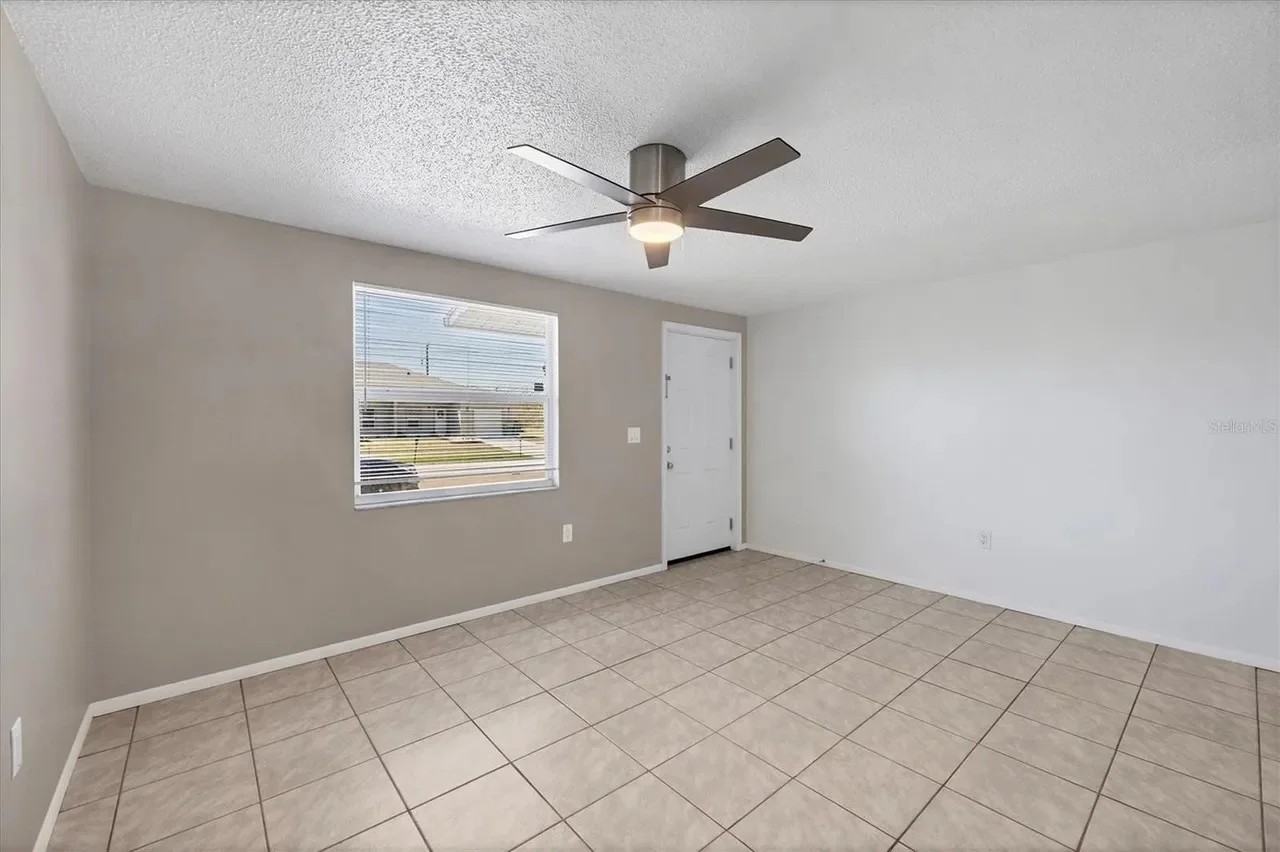 12298 Buffing Rd #A - Photo 3 of 15