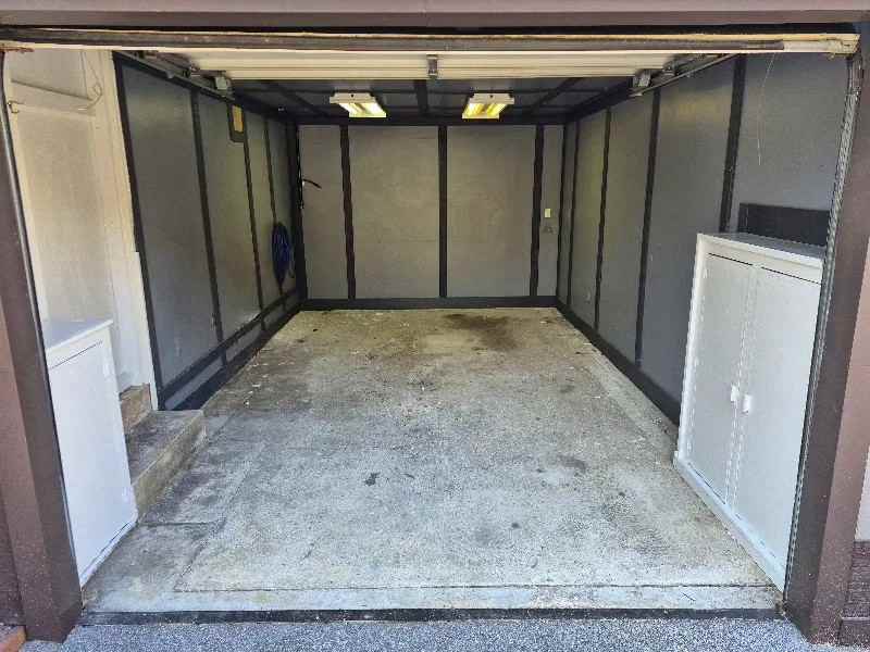 3550 Holderness Ln - Photo 7 of 21