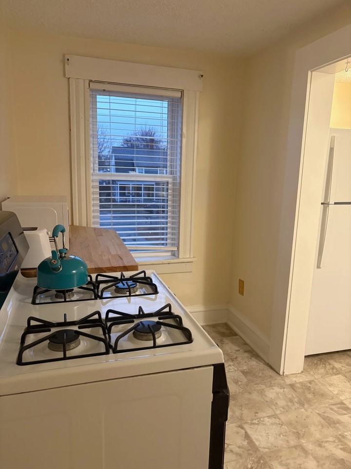 149 Cutler Ave #201 - Photo 5 of 12