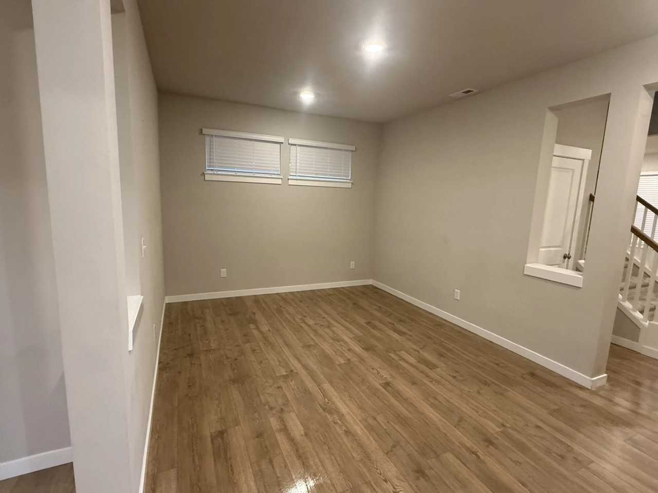 15372 200th Ave E - Photo 7 of 20