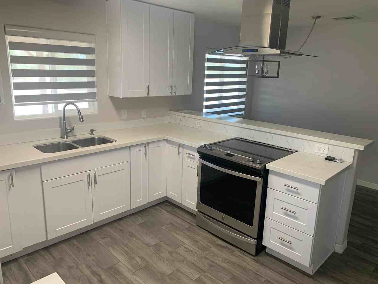 9400 4th Ave - Photo 2 of 5