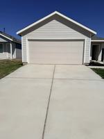 featured image of 208 Skyfire St