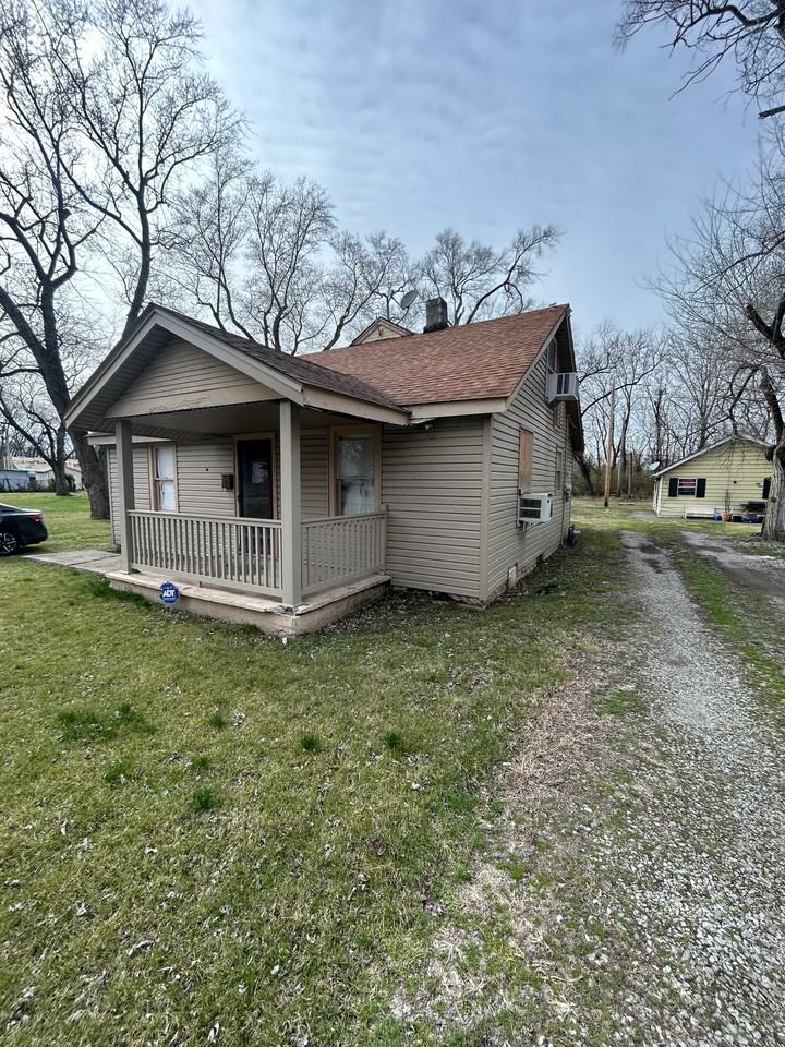 61 Jarvis Pl - Photo 6 of 27