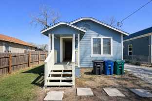 1411 Lamar St - Photo 1 of 1