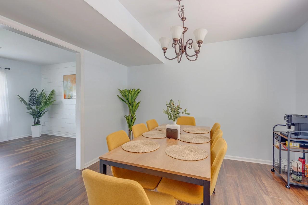 302 Lampros Ct - Photo 6 of 20