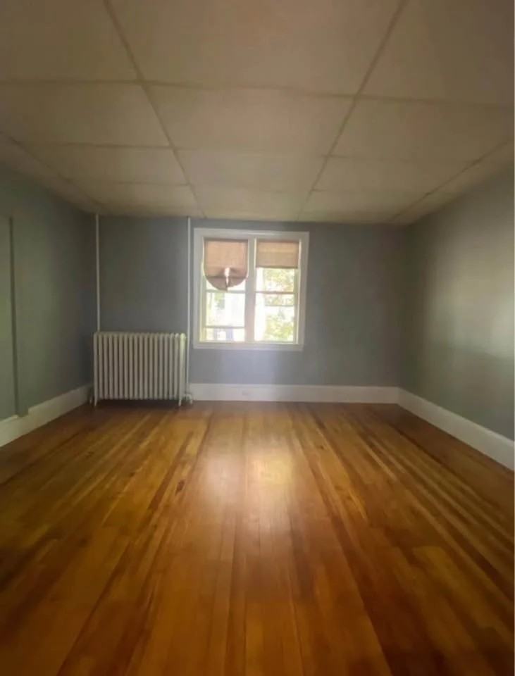 88 Western Ave - Photo 6 of 12