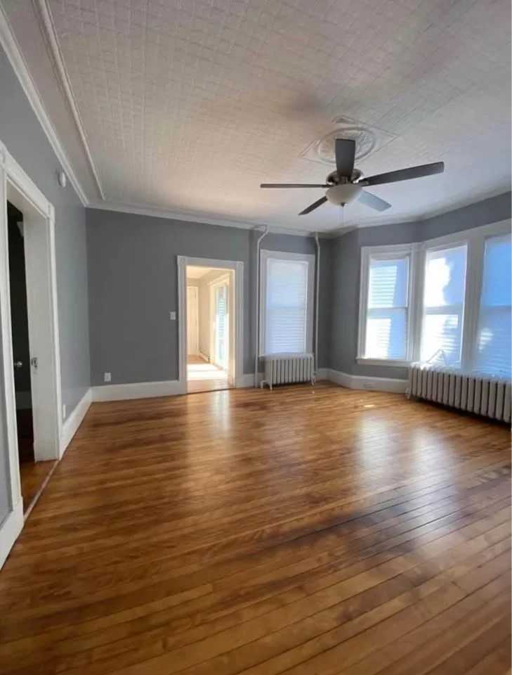 88 Western Ave - Photo 7 of 12