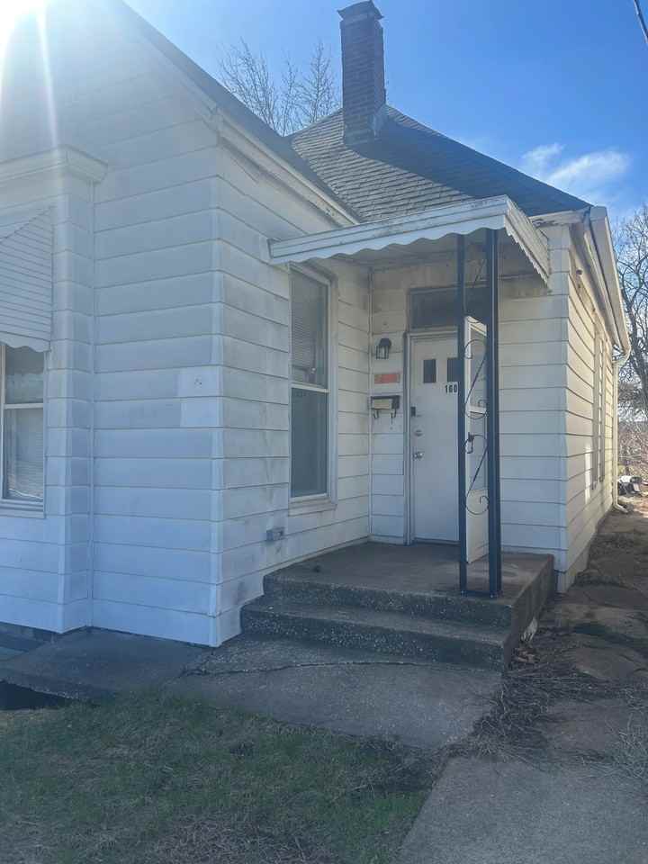 1608 3rd St - Photo 2 of 20