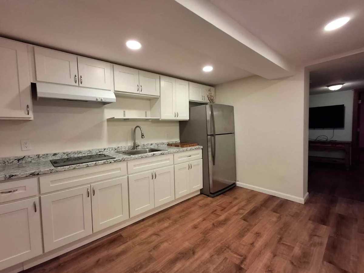 4 Embroidery St - Photo 4 of 12