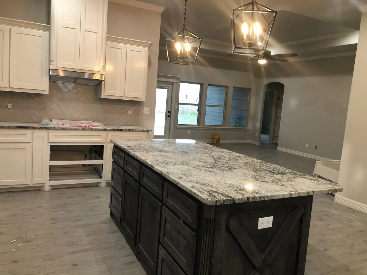 11505 S Creek Dr - Photo 7 of 14