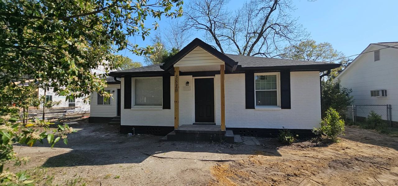 3820 Montgomery Ave - Photo 2 of 20