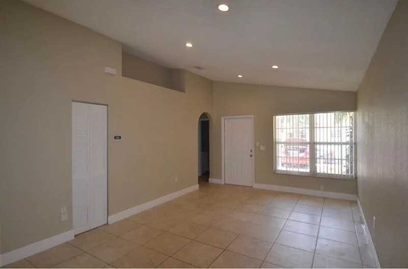 27001 Sw 134th Pl - Photo 3 of 11