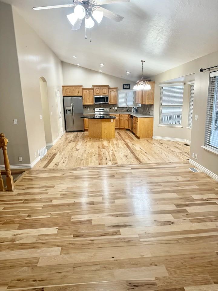 10369 S.W. - Photo 4 of 20