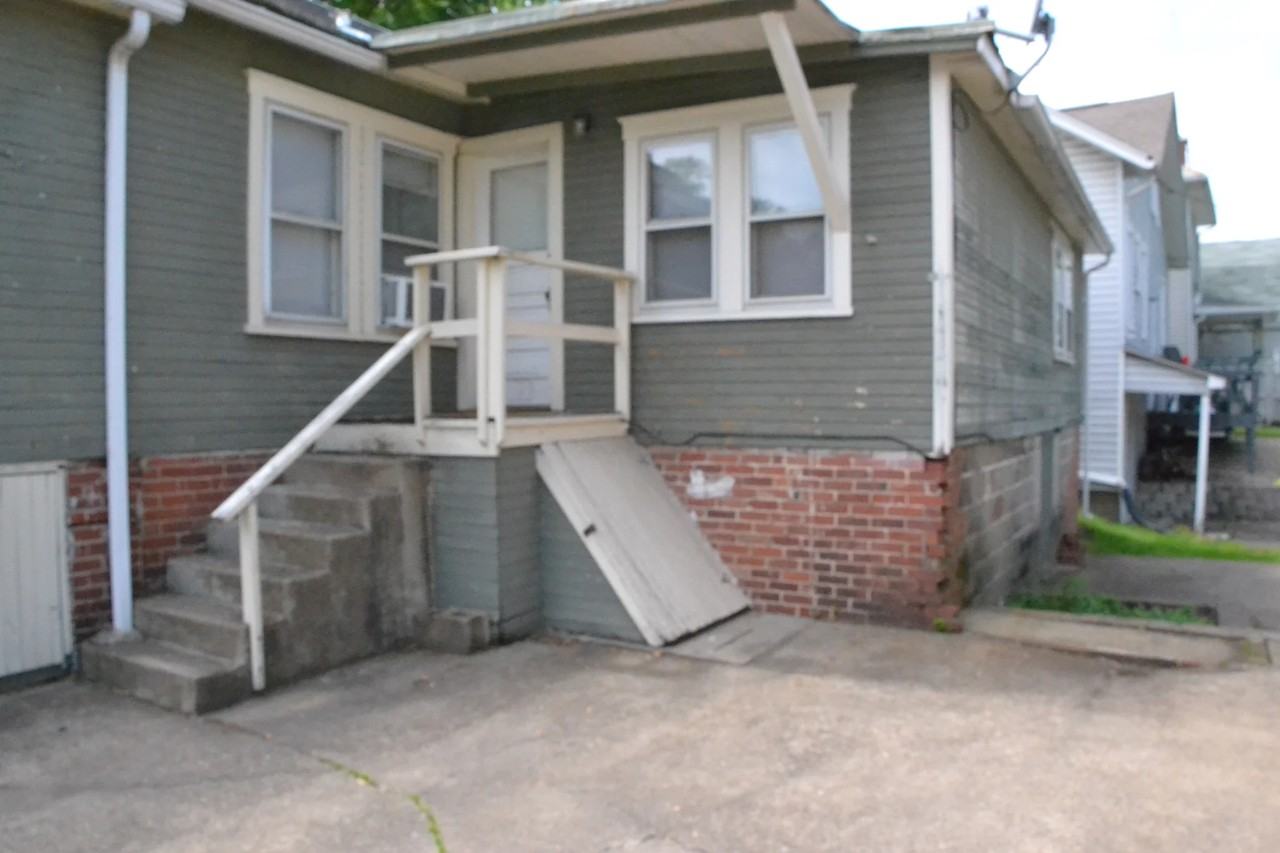 Mulberry St #402-5 - Photo 2 of 20