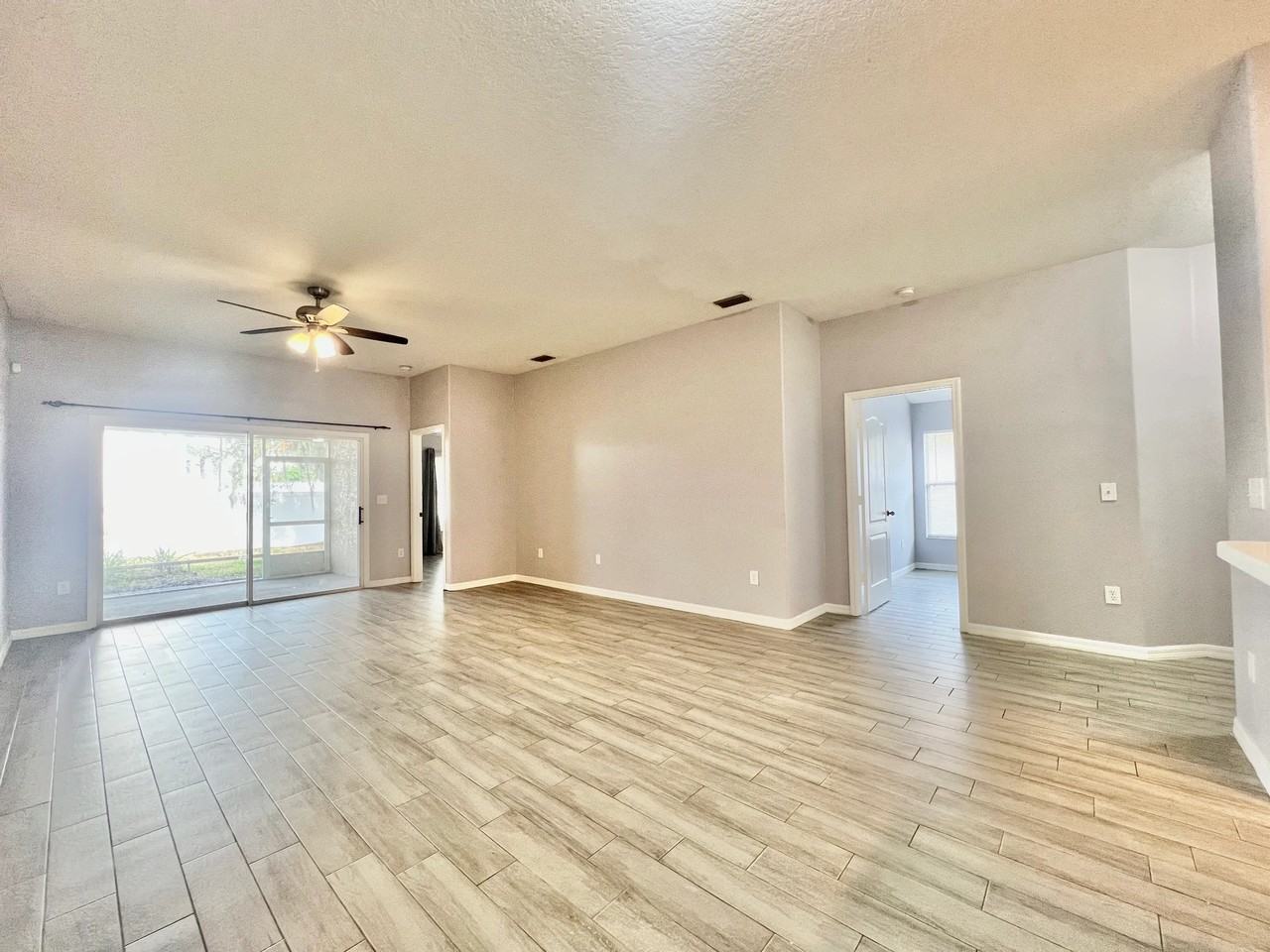 1131 Bensbrooke Dr - Photo 6 of 39