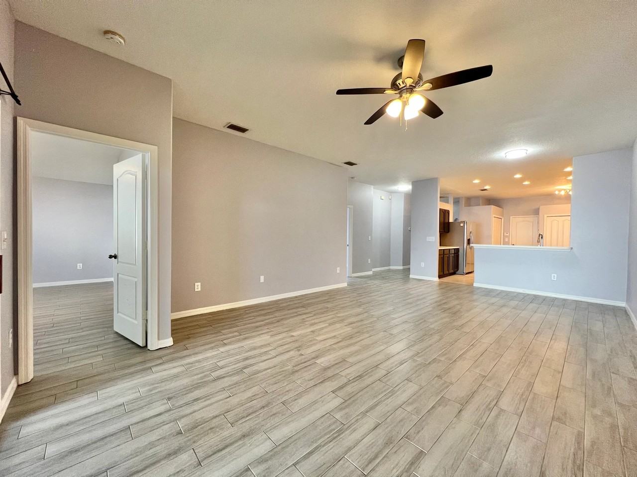 1131 Bensbrooke Dr - Photo 7 of 39