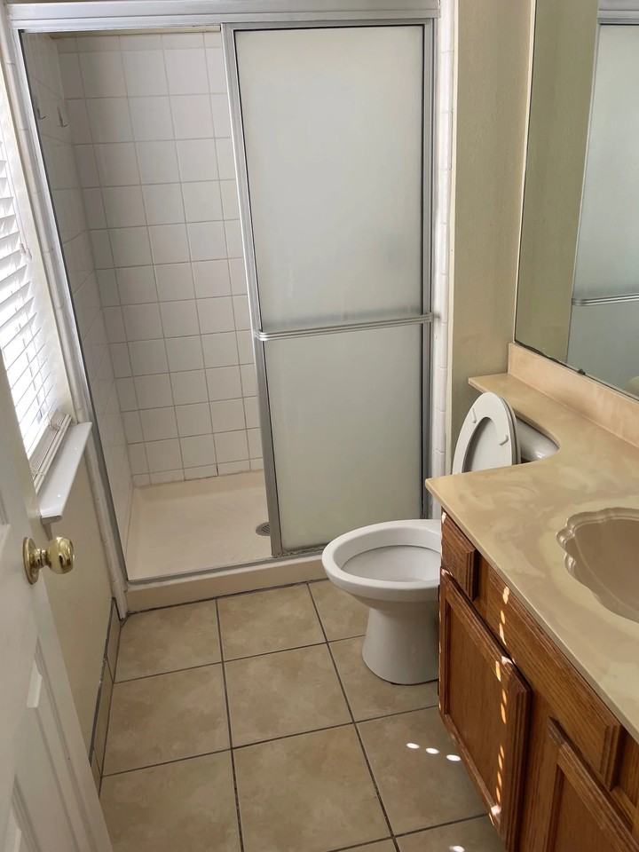 17935 Great Glen Dr - Photo 4 of 4