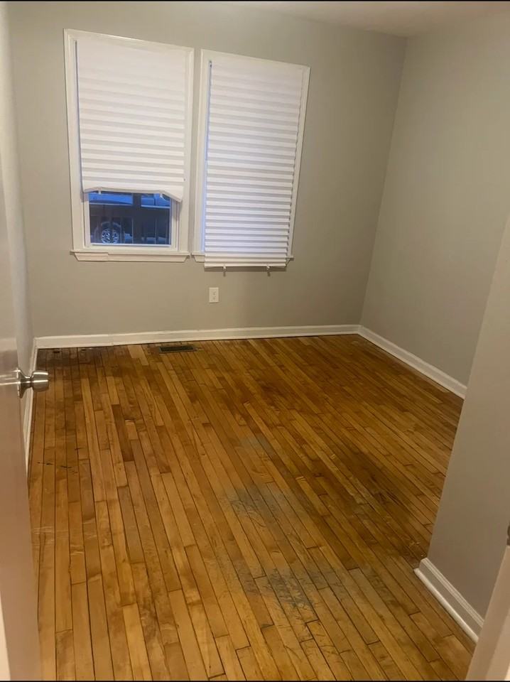 220 Colgate Ave - Photo 3 of 18