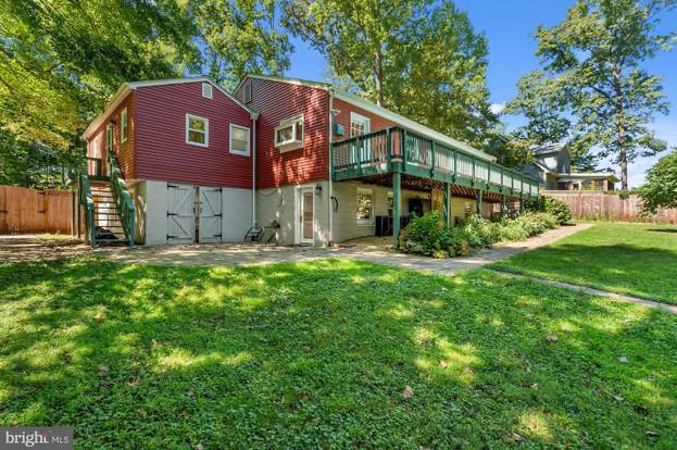 10710 Rosehaven St - Photo 7 of 20