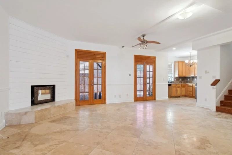 4601 Iberville St - Photo 4 of 13