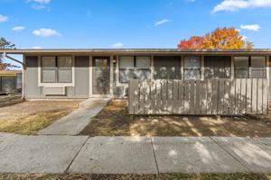 featured image of 41349 Heathmore Ct #41349