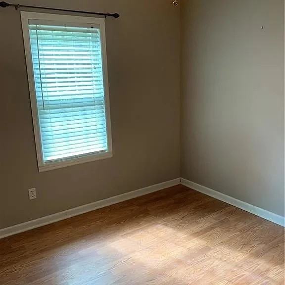 2379 Selman Dr - Photo 7 of 14