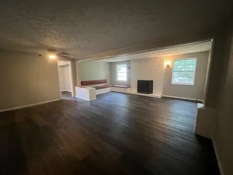 4731 W Castlewood Dr - Photo 5 of 22