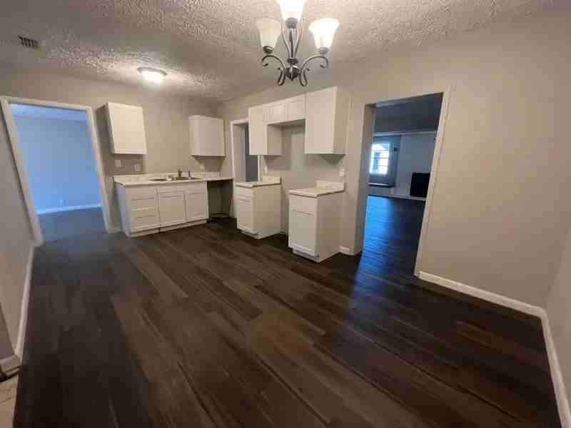 4731 W Castlewood Dr - Photo 7 of 22