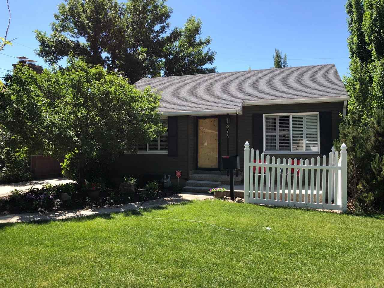 1874 E Ramona Ave - Photo 2 of 17