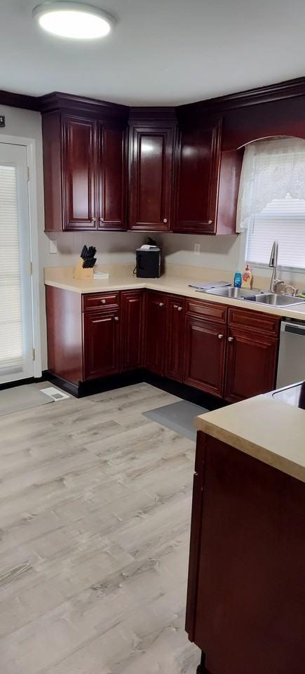 113 Bettie St - Photo 3 of 11