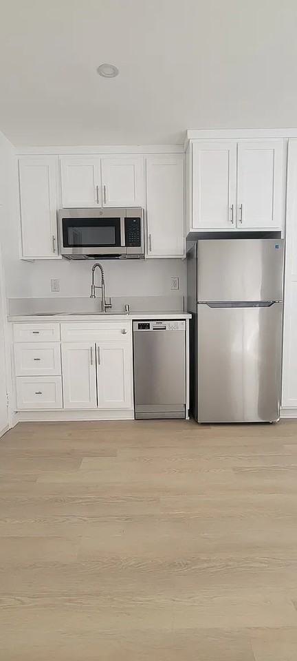 1818 N New Hampshire Ave #204A - Photo 3 of 18