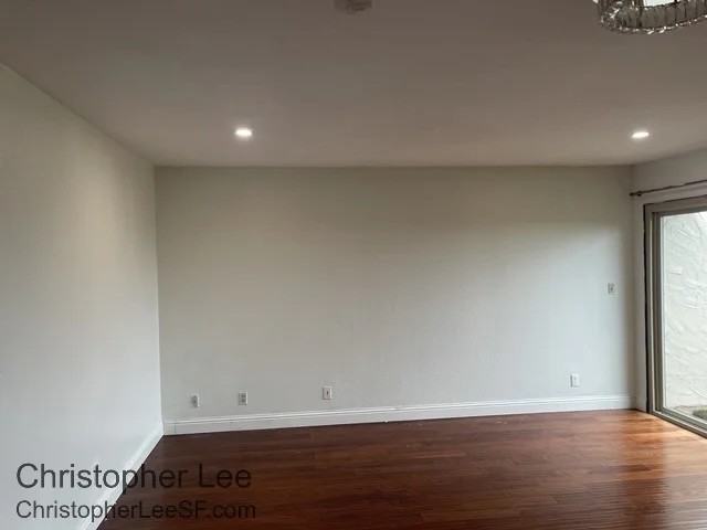 3039 Saint James Rd - Photo 3 of 13