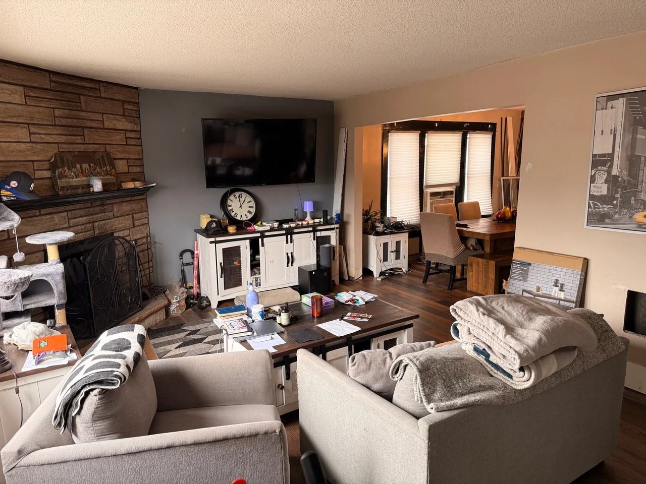 359 Colvin Ave - Photo 4 of 15