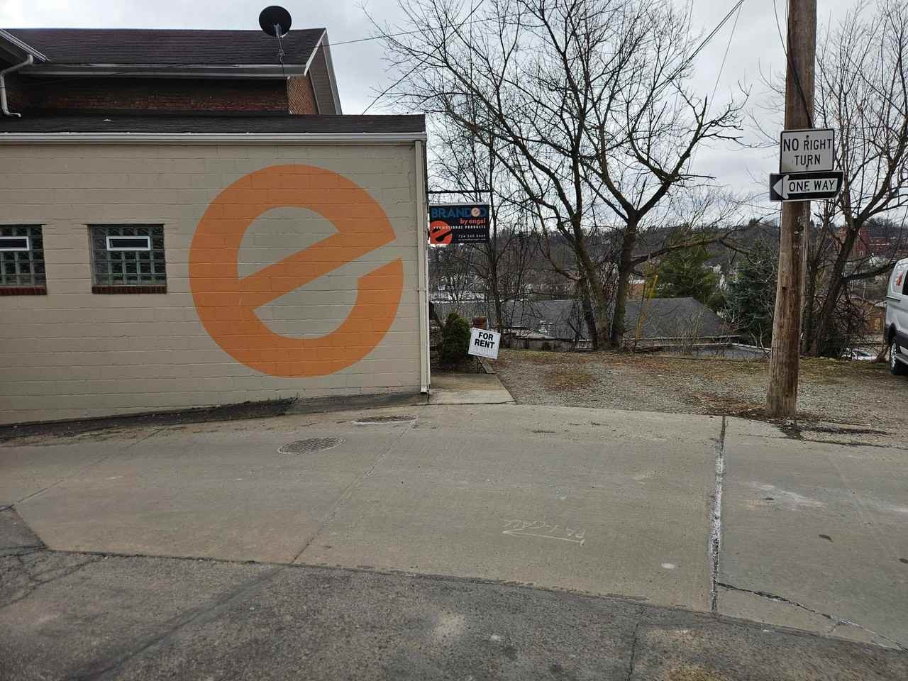 19 W Water St - Photo 2 of 12