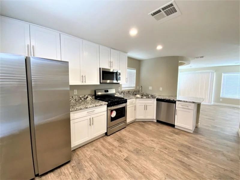 864 Blue Rosalie Pl #864 - Photo 5 of 11