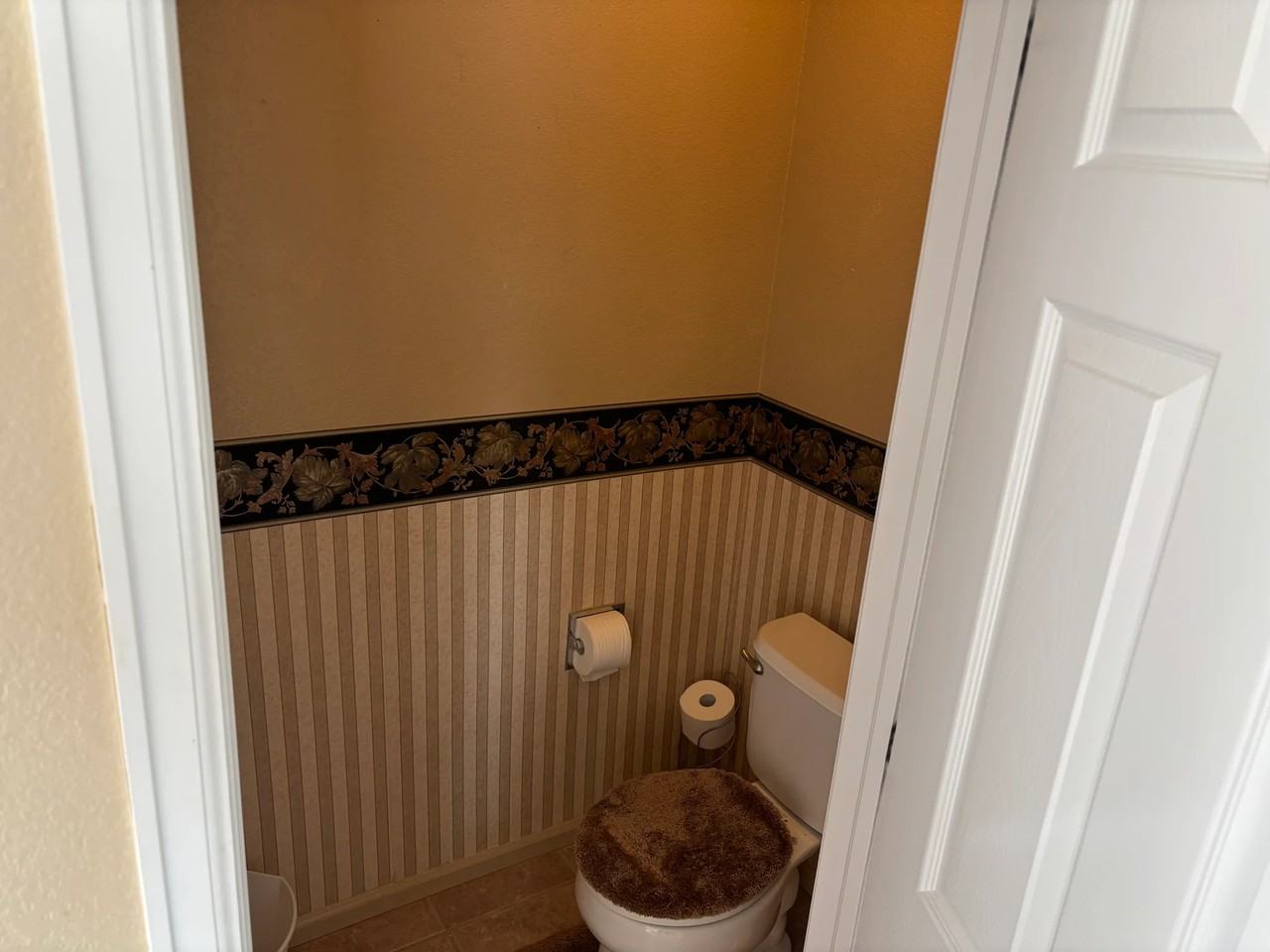 5816 Sunburst Ave #1 - Photo 6 of 19